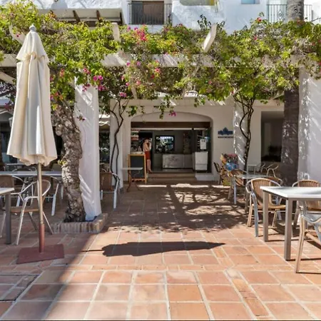 Apartment Urb, La Alcazaba 614 Y 642 Banus Marbella