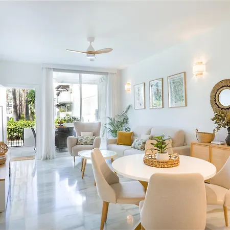 Urb, La Alcazaba 614 Y 642 Banus Apartament